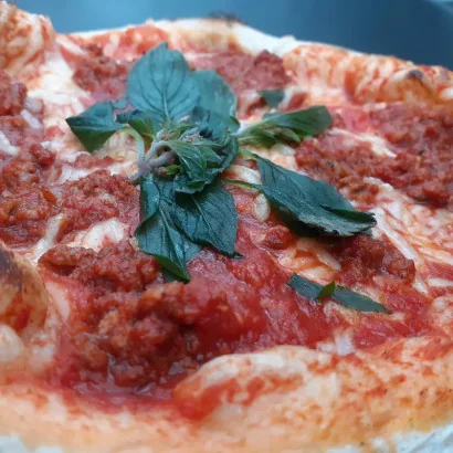 Pizza Volognaise végane – 100% végétale